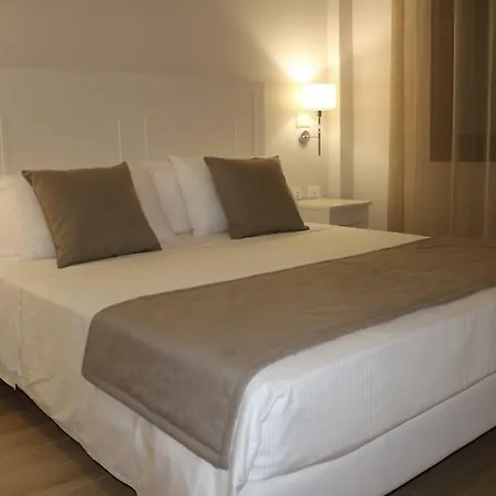 Nesea 4* סן ויטו לו קאפו